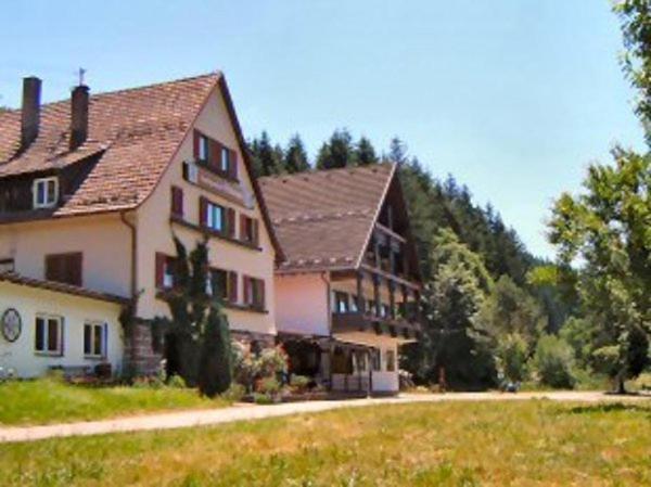 Gasthof Erlenhof Alpirsbach Exterior foto